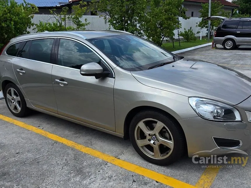 2013 Volvo V60 T4 Wagon
