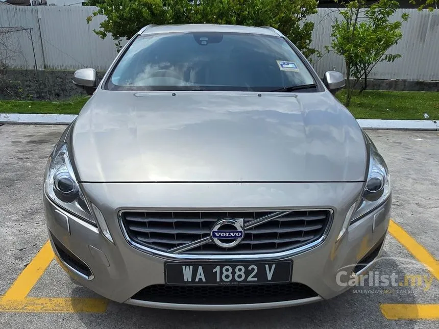 2013 Volvo V60 T4 Wagon