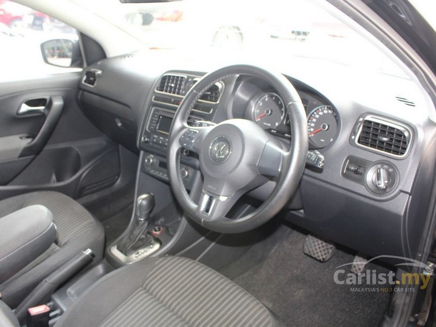 Volkswagen Polo 2014 1.6 in Johor Automatic Sedan Black 