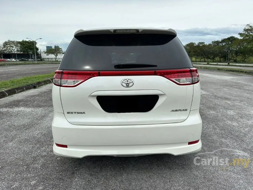 2010 Toyota Estima Aeras MPV
