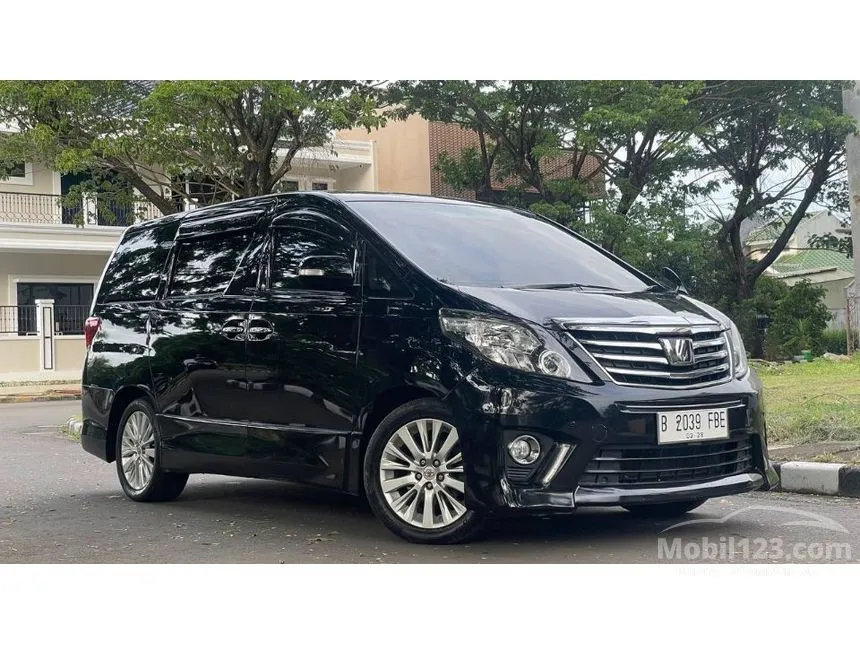 2014 Toyota Alphard S MPV