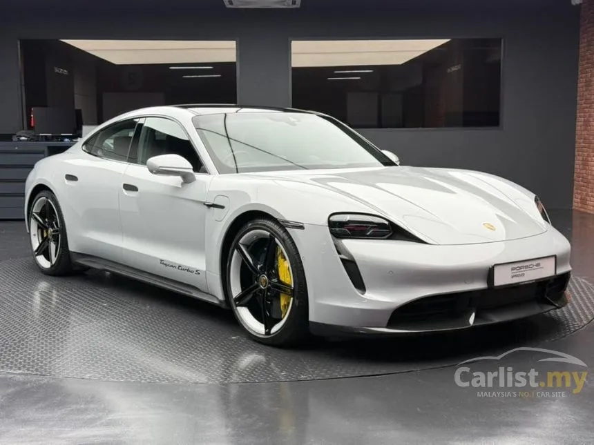 2023 Porsche Taycan Turbo S Sedan