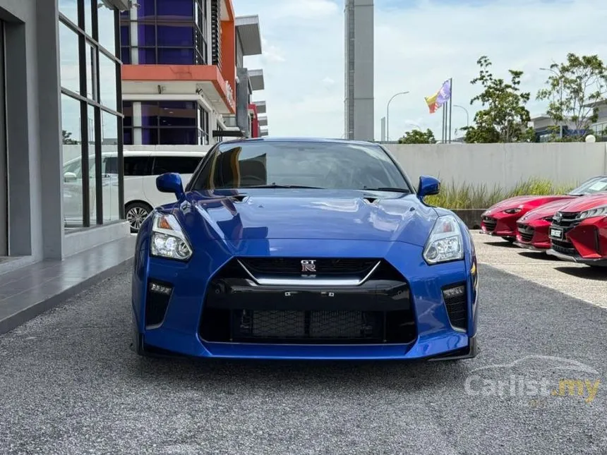 2022 Nissan GT-R Coupe