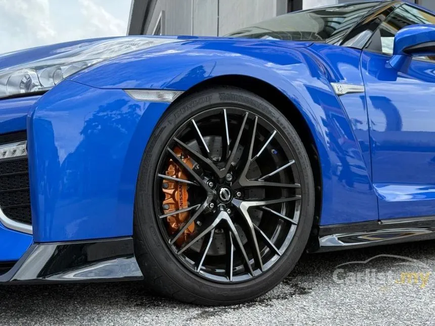 2022 Nissan GT-R Coupe