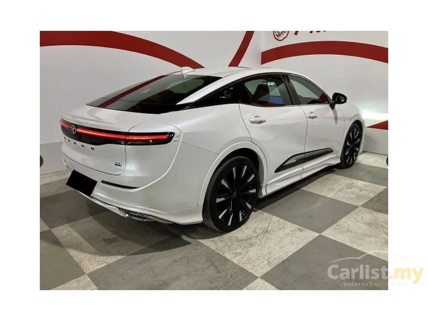 2023 Toyota Crown RS Advance Sedan