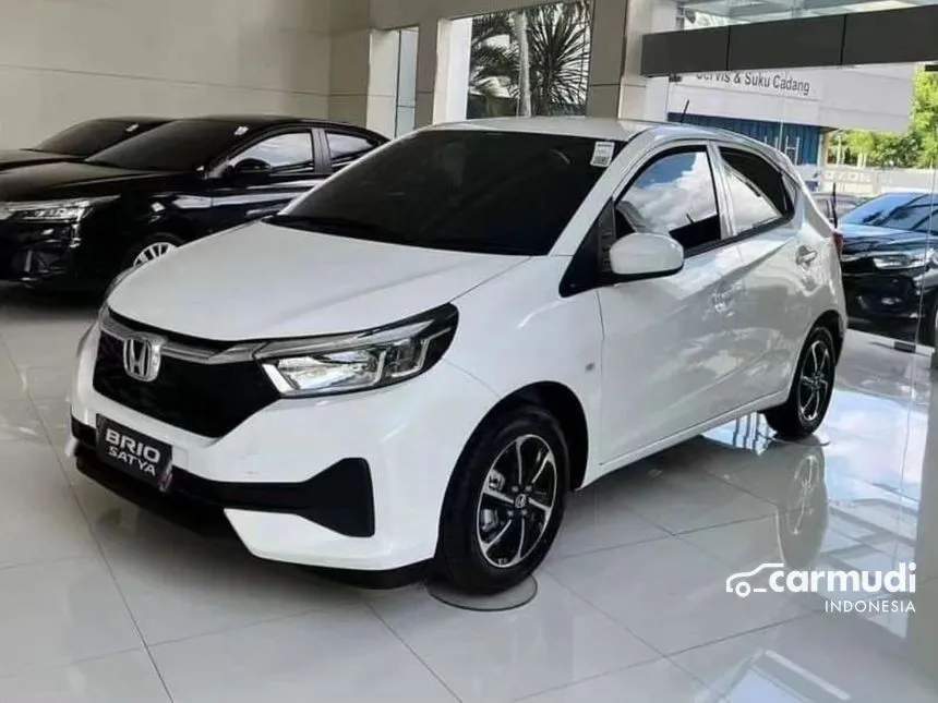 Jual Mobil Honda Brio 2024 E Satya 1.2 di Jawa Timur Manual Hatchback Putih Rp 174.000.000