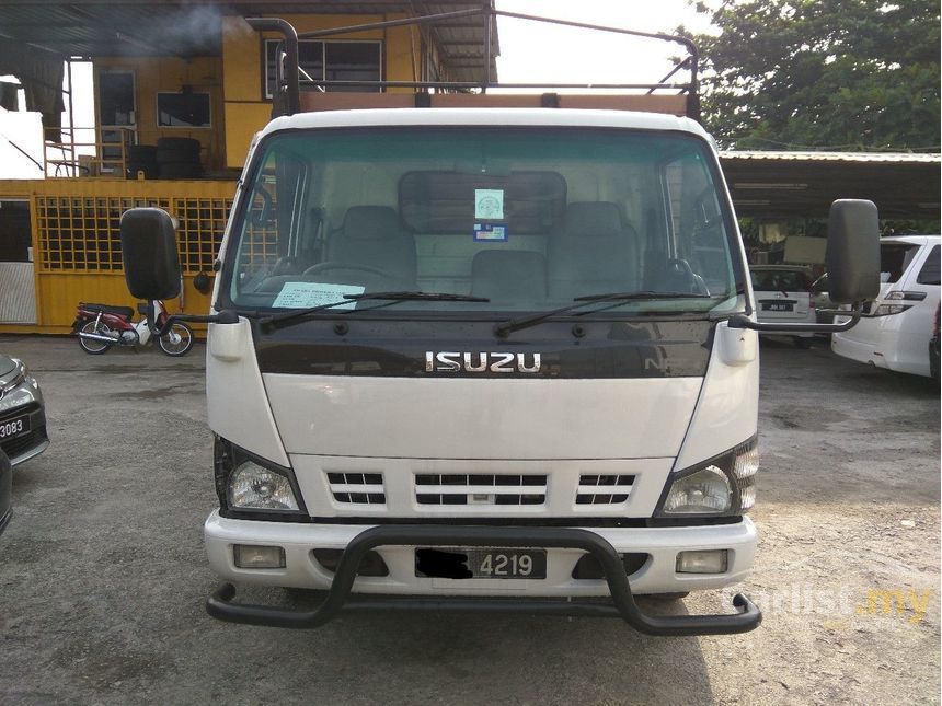 Isuzu Npr 2011 43 In Selangor Manual Lorry White For Rm 69800