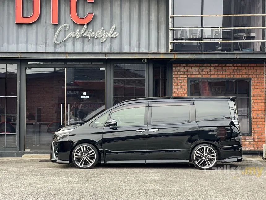 2021 Toyota Voxy ZS Kirameki III Edition MPV