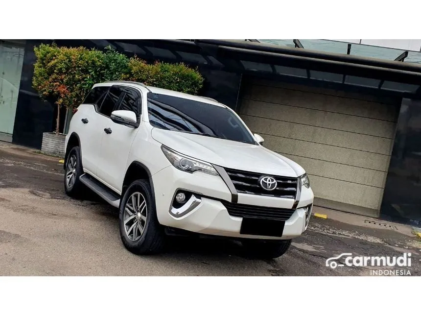 2019 Toyota Fortuner VRZ 4X2 SUV