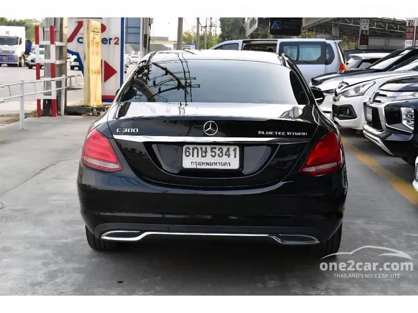2016 Mercedes-Benz C300 Blue TEC Hybrid Exclusive Sedan