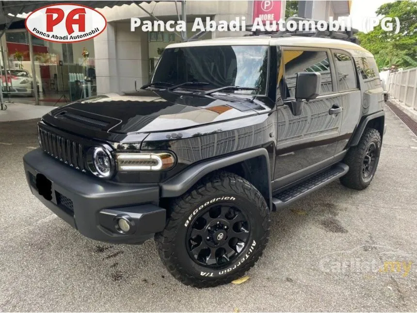2017 Toyota FJ Cruiser SUV