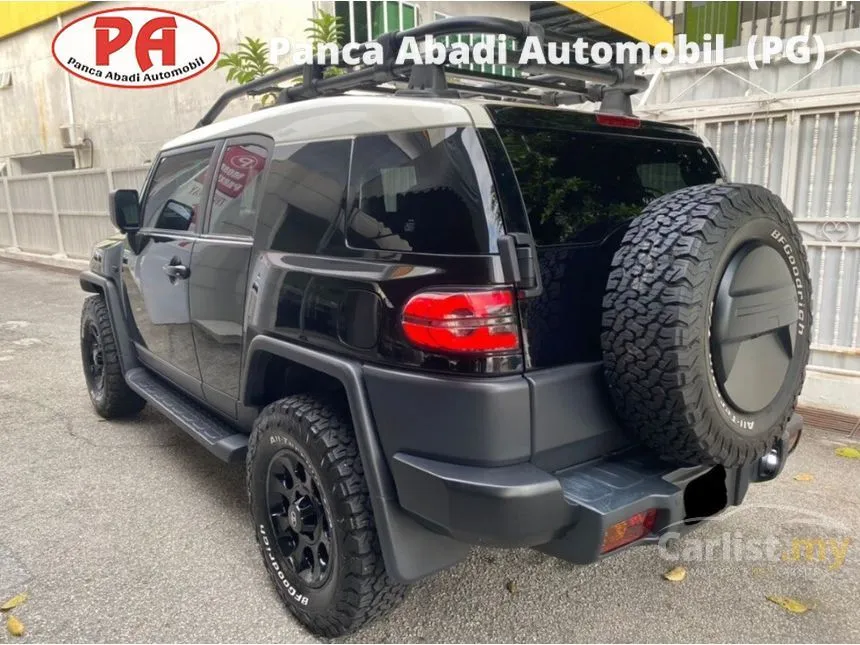 2017 Toyota FJ Cruiser SUV