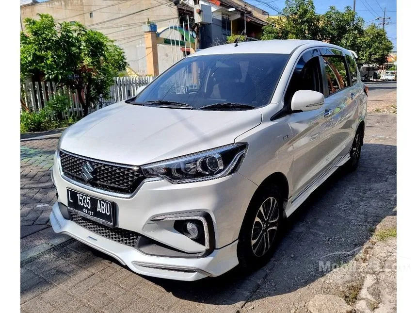 Jual Mobil Suzuki Ertiga 2022 Hybrid Sport 1.5 di Jawa Timur Automatic MPV Putih Rp 235.000.000