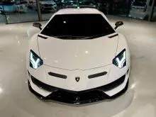 2019 Lamborghini Aventador 6.5 SVJ Coupe RECON UK SPEC TIP TOP CONDITION ORIGINAL LOW MILEAGE CARBON BODYKIT AND CARBON INTERIOR SUSPENSION LIFTER