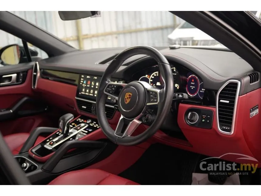 2022 Porsche Cayenne SUV