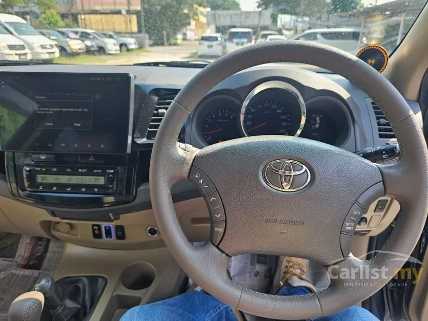 2011 Toyota Fortuner V SUV