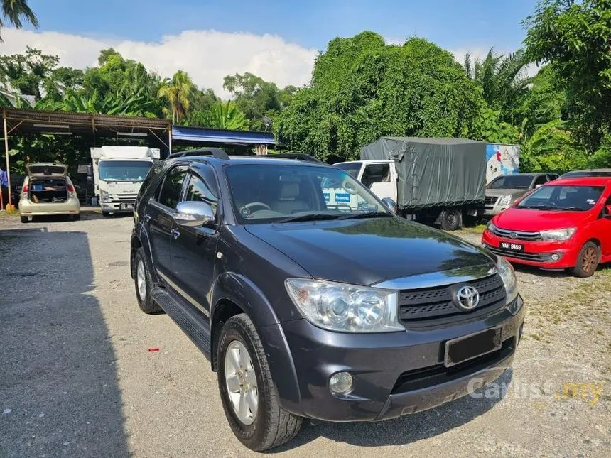 2011 Toyota Fortuner V SUV