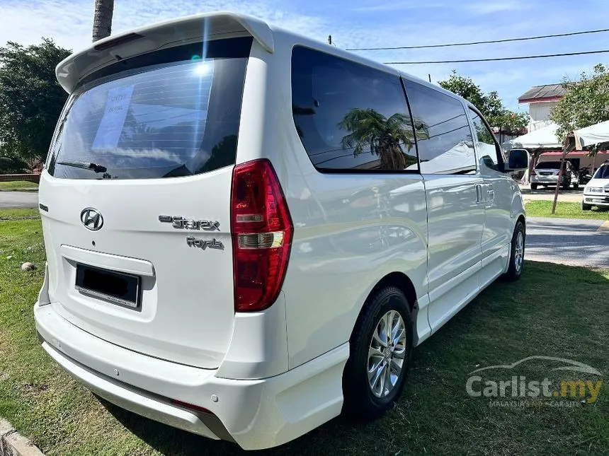 2012 Hyundai Grand Starex CRDi MPV