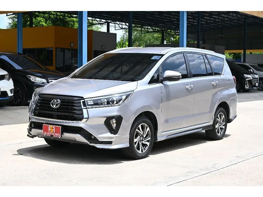 2022 Toyota INNOVA Crysta Wagon