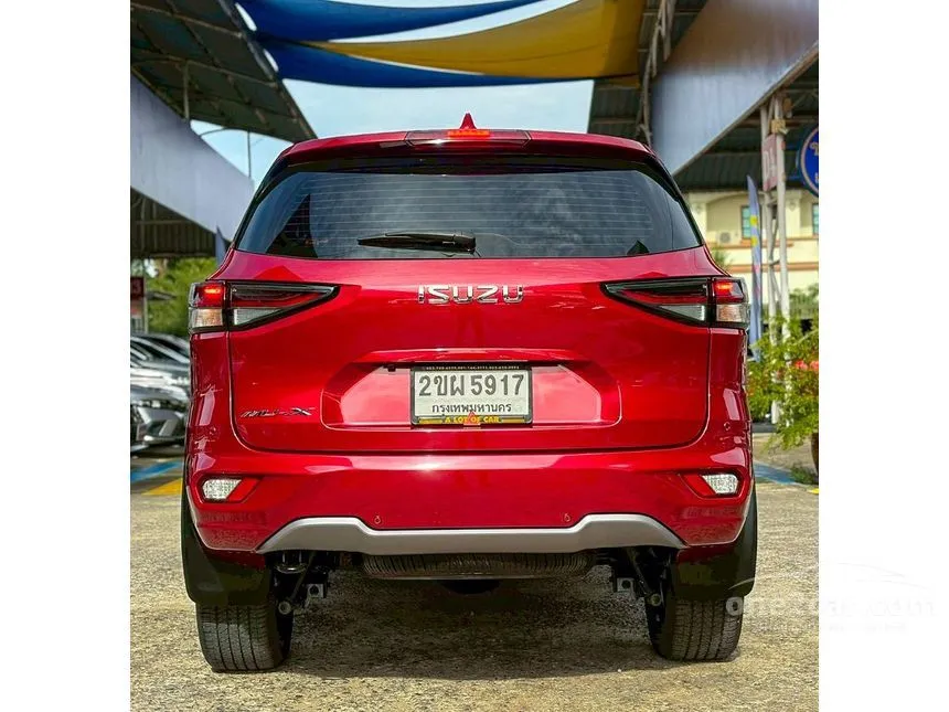 2023 Isuzu MU-X Ultimate SUV