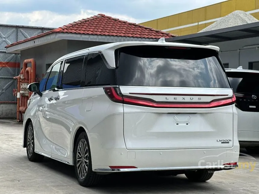 2025 Lexus LM 500h 4 Seater MPV