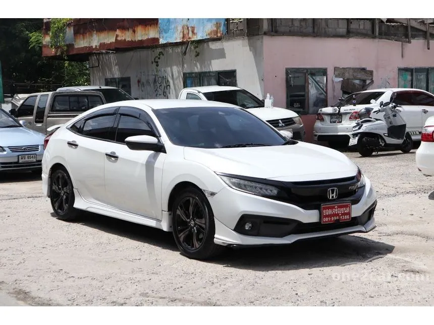 2019 Honda CIVIC Turbo RS Sedan