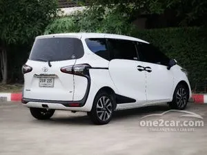2022 Toyota SIENTA 1.5 V Wagon