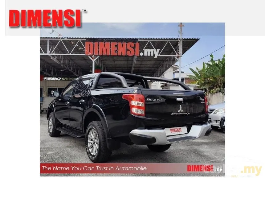 2015 Mitsubishi Triton VGT Dual Cab Pickup Truck