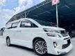 Used TOYOTA VELLFIRE 2.4 2014 REG 2016 TIP TOP CONDITION, INTERIOR LIKE NEW, POWER DOOR, POWER BOOT,1 YEAR WARRANTY COVER ENGINE, GEAR BOX,ECU