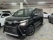 Recon 2018 Toyota Voxy 2.0 ZS Kirameki Edition MPV 2 POWER DOOR 5YEARS WARRANTY