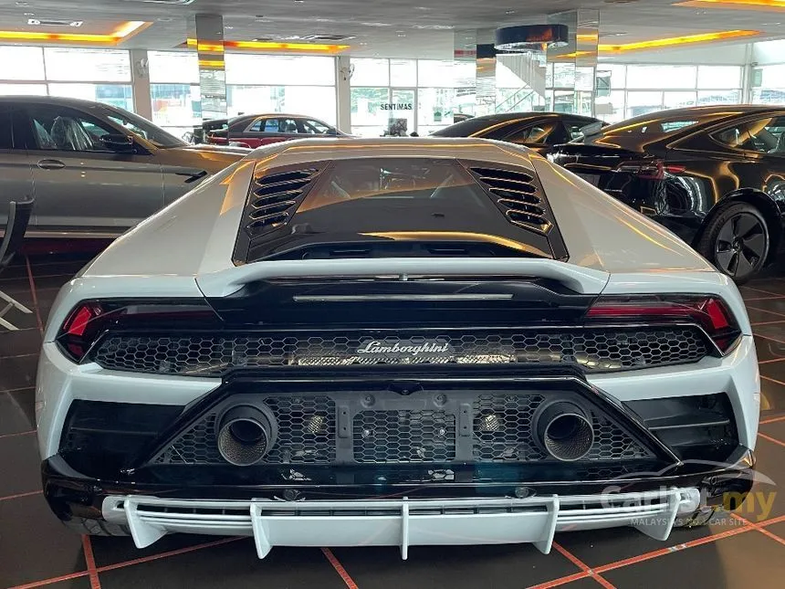2021 Lamborghini Huracan Evo Coupe