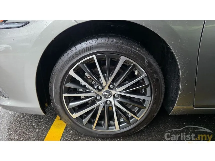 2024 Lexus ES 250 Premium Sedan