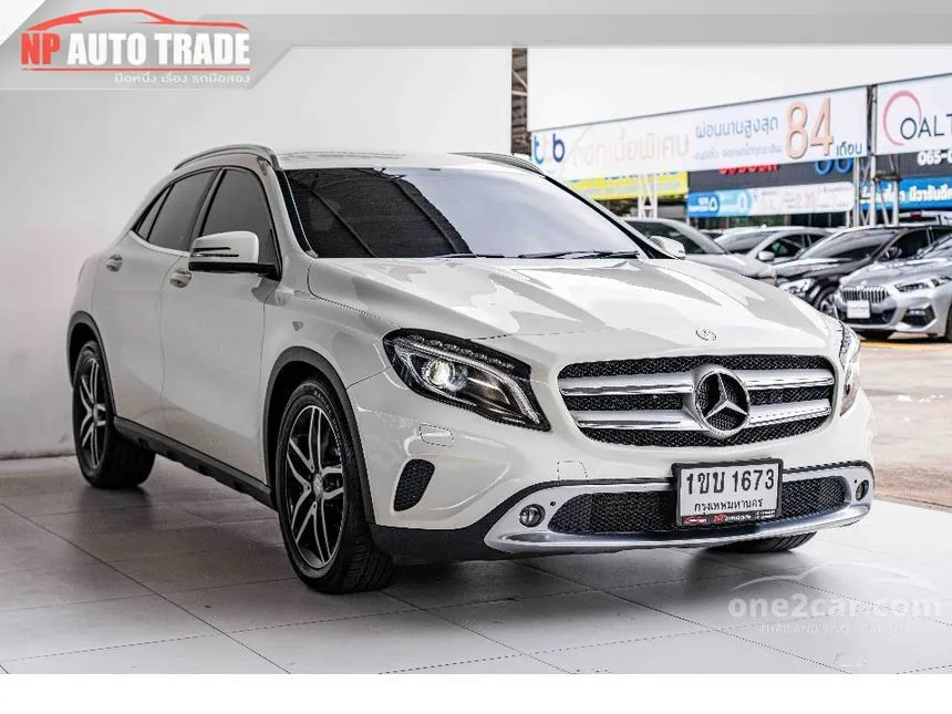 2015 Mercedes-Benz GLA200 Urban SUV