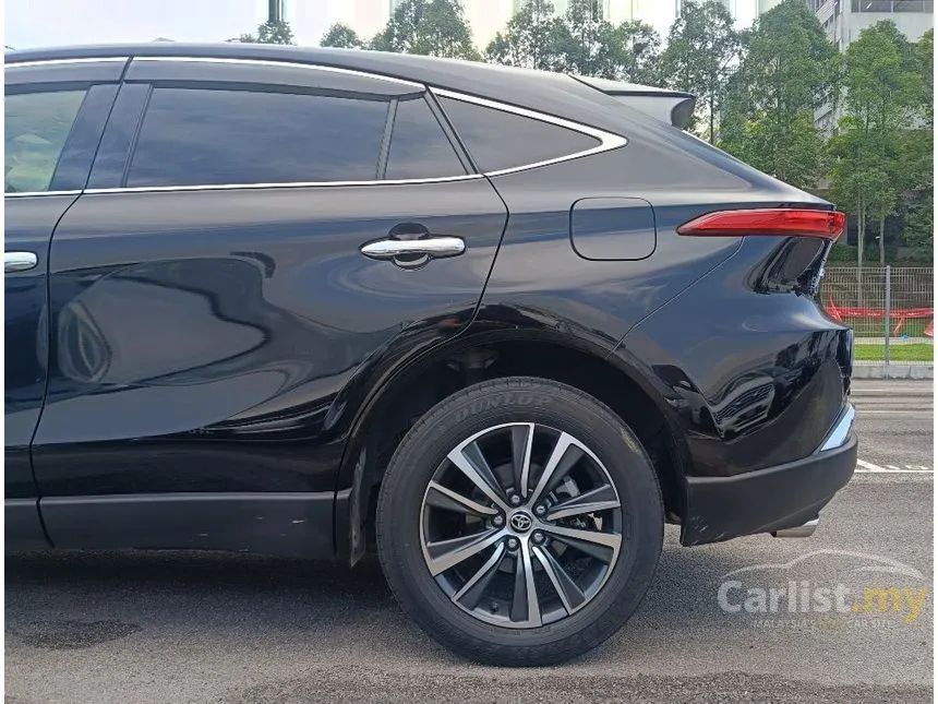 2020 Toyota Harrier SUV