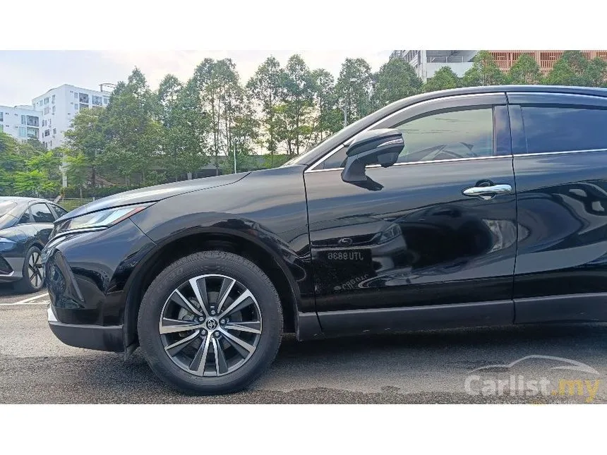 2020 Toyota Harrier SUV