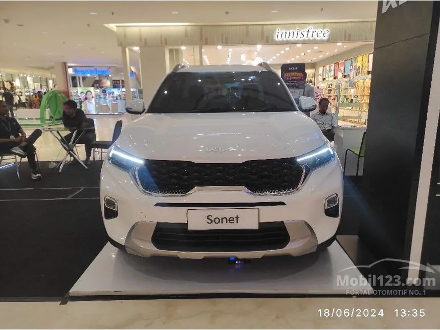 Jual Mobil KIA Sonet 2023 Premiere 1.5 di DKI Jakarta Automatic Wagon Putih Rp 297.000.000