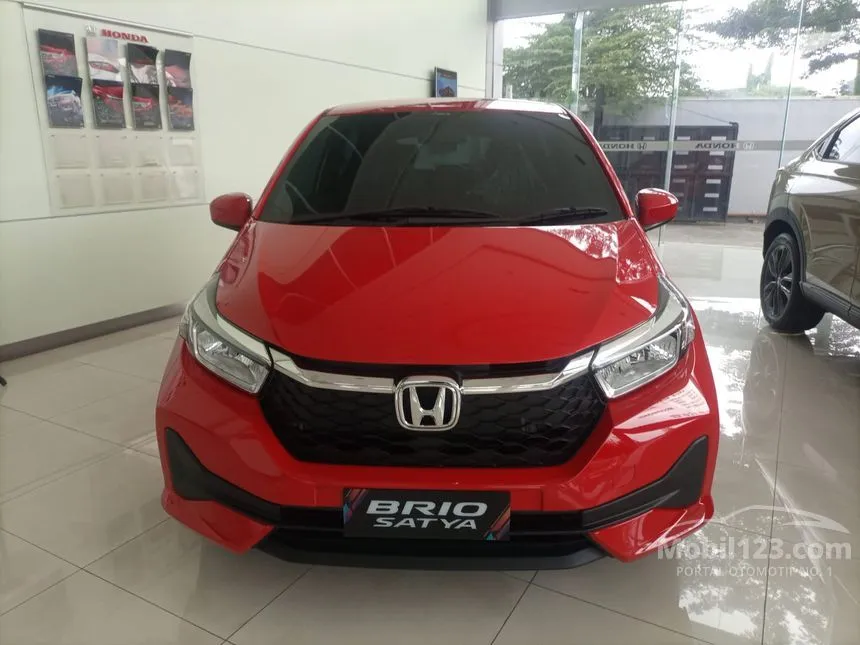 Jual Mobil Honda Brio 2024 E Satya 1.2 di Jawa Barat Automatic Hatchback Merah Rp 182.300.000