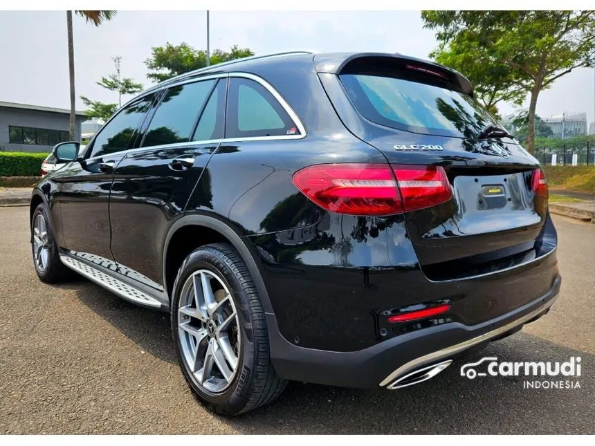 2019 Mercedes-Benz GLC200 AMG Line SUV