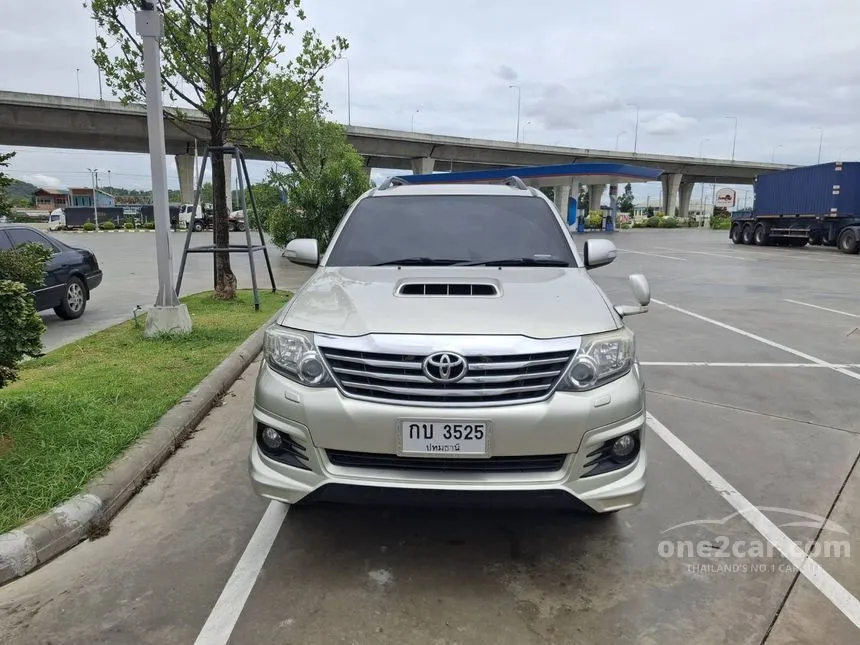 2014 Toyota FORTUNER V SUV