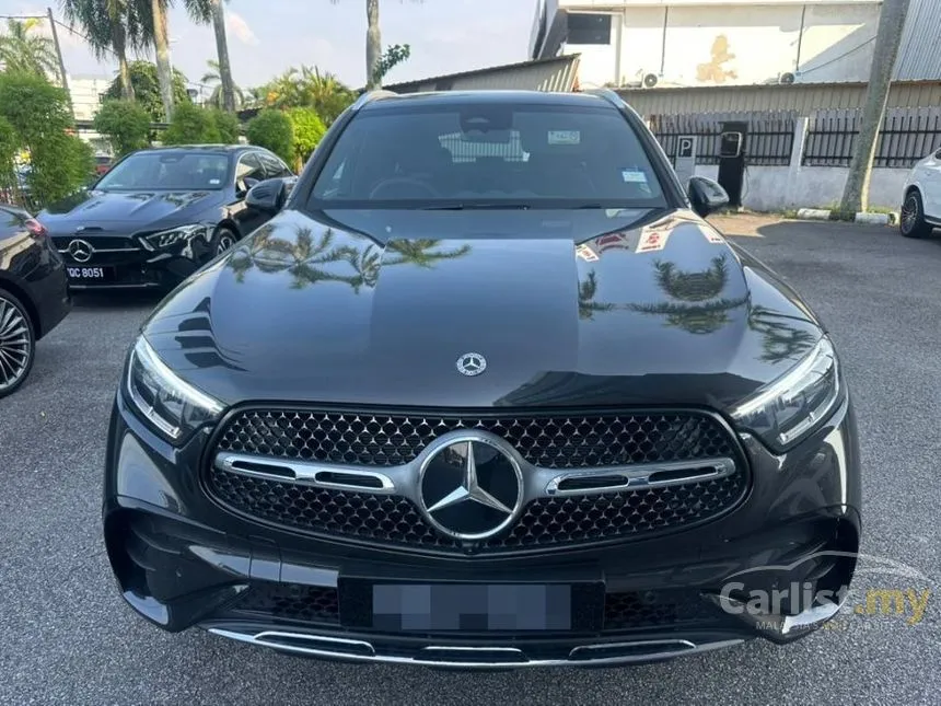 2025 Mercedes-Benz GLC200 4MATIC SUV
