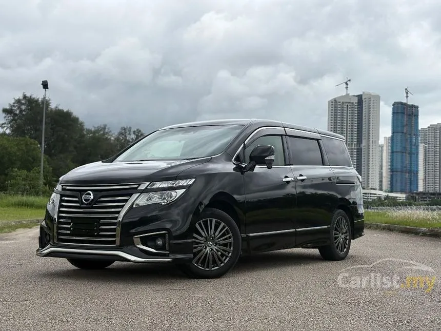 2020 Nissan Elgrand High-Way Star Urban Chrome MPV