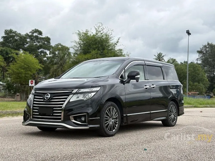 2020 Nissan Elgrand High-Way Star Urban Chrome MPV