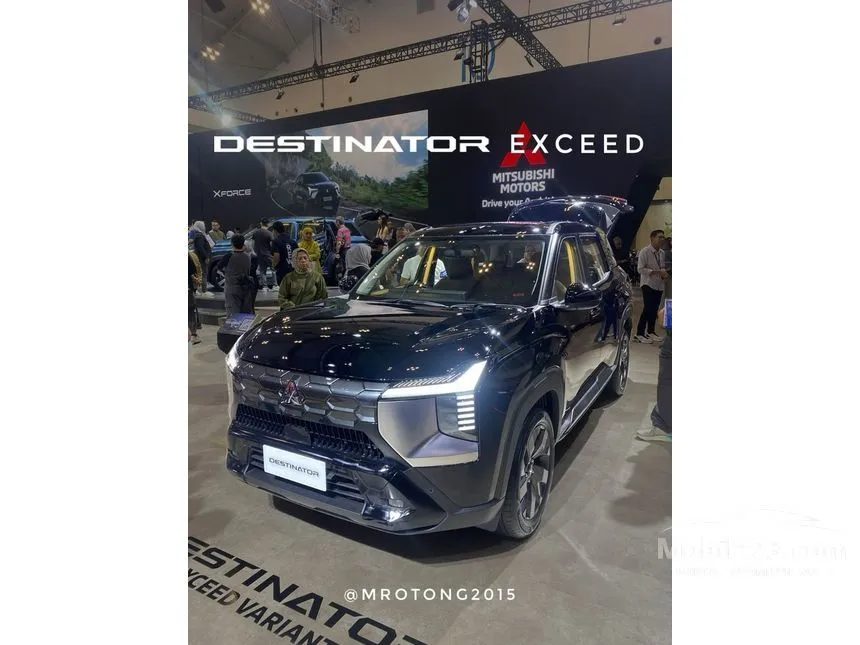 2025 Mitsubishi Destinator GLS SUV