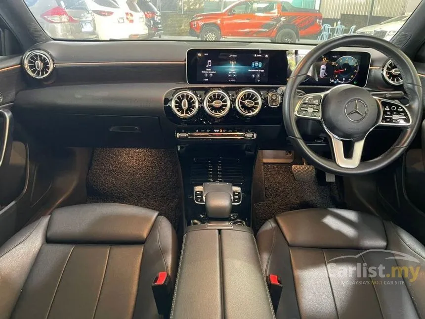 2019 Mercedes-Benz A200 Progressive Line Hatchback