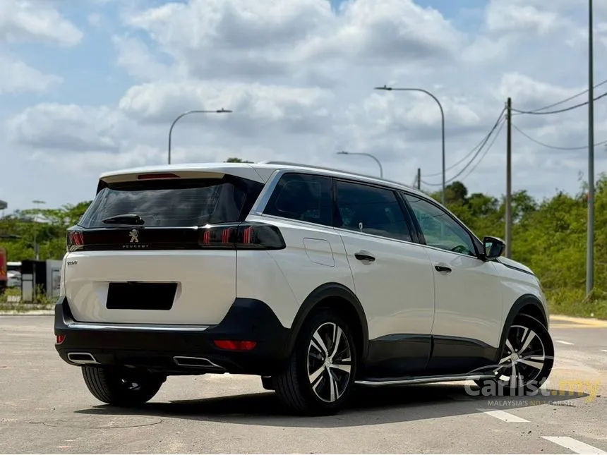 2022 Peugeot 5008 Allure SUV