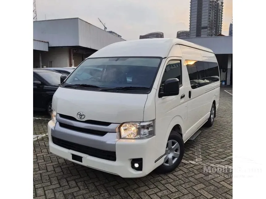 Jual Mobil Toyota Hiace 2025 Commuter 3.0 di DKI Jakarta Manual Van Putih Rp 574.000.000