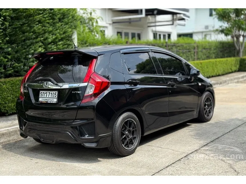 2016 Honda JAZZ V+ Hatchback