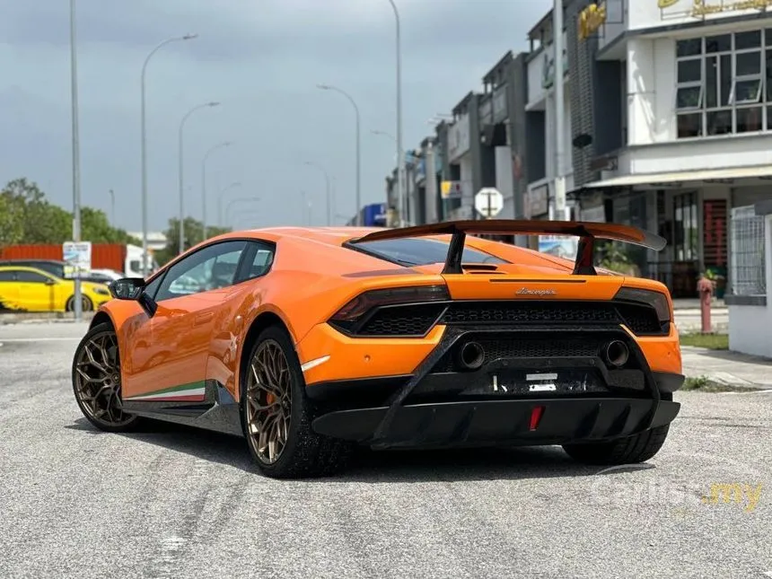 2019 Lamborghini Huracan Performante Coupe