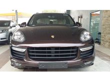 2015 Porsche Cayenne 3.6 GTS SUV Unregister ** Sport Exhaust ** KeyLess Entry ** Memory Seat ** Warranty