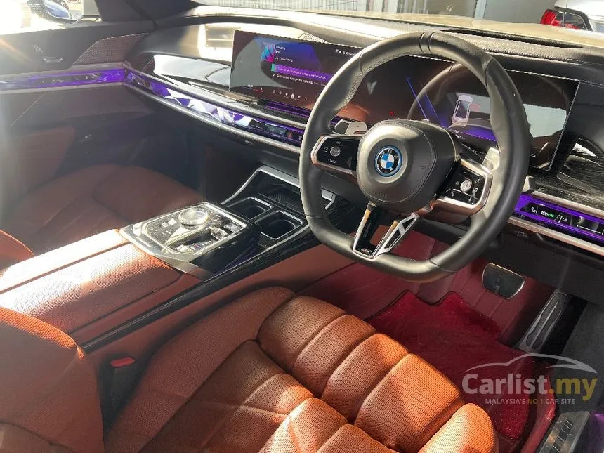 2023 BMW 750e xDrive M Sport Pure Excellence Sedan